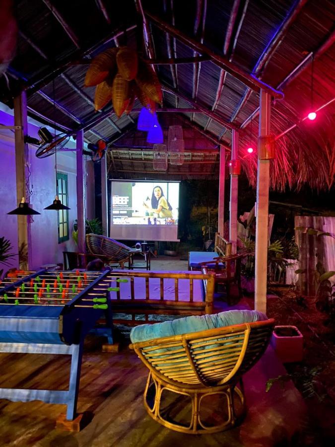 Wanderlust - Beach Side Hoi An An Bàn 外观 照片